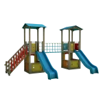 Torre gioco doppia con ponte tibetano Montanalegno, linea Magic City, realizzata in legno di pino impregnato in autoclave, fatta in Italia