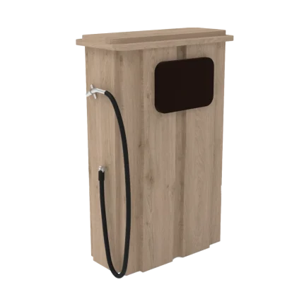 Gioco benzinaio Montanalegno, modello semplice, realizzato in legno di robinia, ideale per parchi gioco